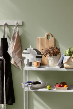 Broste Copenhagen Olina Schneidebrett 25 X 45,5cm -Broste Copenhagen 512272 01 4 EnvironmentImage 31d2f103e6