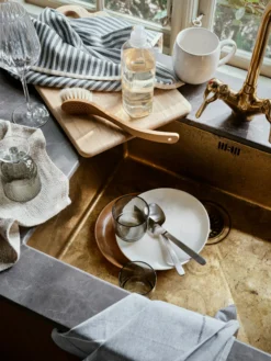 Broste Copenhagen Eli Teller Ø26cm -Broste Copenhagen 577046 01 40 EnvironmentImage cd268c4cca